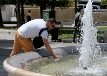 Καιρός: Υψηλές θερμοκρασίες και αφρικανική σκόνη σήμερα