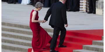 Ψυχρολουσία από τον Τραμπ στη Μέι για το ήπιο Brexit