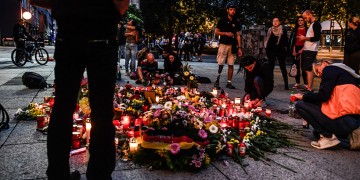 Βράζει το Κέμνιτς της Γερμανίας – «Δεν είμαστε όλοι Ναζί» λένε κάτοικοι