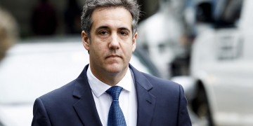 ΗΠΑ: Ποινή φυλάκισης τριών ετών στον πρώην δικηγόρο του Τραμπ, Μάικλ Κόεν