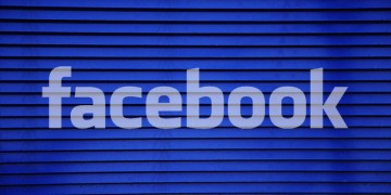 Facebook: Ένα μικρό ανθρώπινο λάθος σε κεντρικό υπολογιστή η αιτία για το σχεδόν 24ωρο «μπλακ άουτ»!