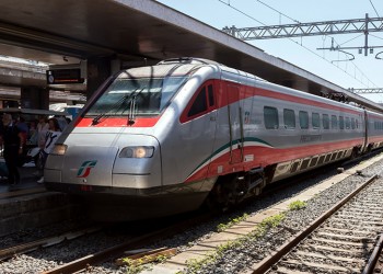 Αθήνα-Θεσσαλονίκη σε 3,5 ώρες με το «ασημένιο βέλος»