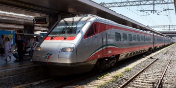 Αθήνα-Θεσσαλονίκη σε 3,5 ώρες με το «ασημένιο βέλος»