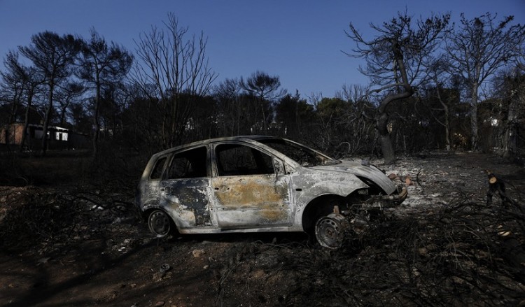 Στους 96 οι νεκροί από τη φωτιά στην ανατολική Αττική – Κατέληξε  68χρονος εγκαυματίας