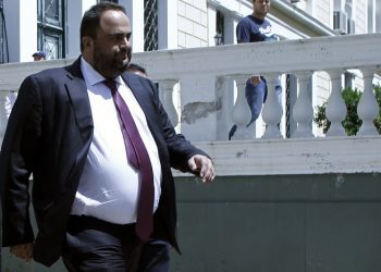 Προσφυγή Μαρινάκη στο Συμβούλιο της Επικρατείας για να του επιστραφεί το διαβατήριο