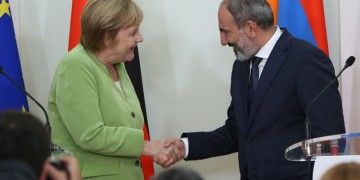 Μέρκελ: Οι θηριωδίες κατά των Αρμενίων δεν πρέπει και δεν θα ξεχαστούν