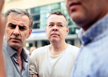 ΗΠΑ: Τη γρήγορη απελευθέρωση κι άλλων Αμερικανών πολιτών ζητά από την Τουρκία ο Πομπέο