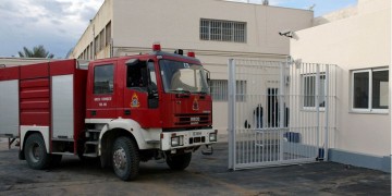 Πυρπόλησαν αυτοκίνητα στην Ευελπίδων