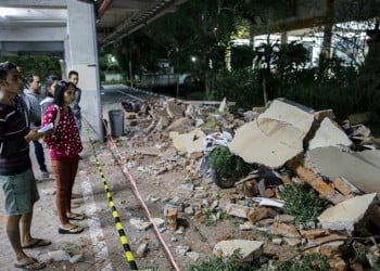 Σεισμός Ινδονησία: Τουλάχιστον 19 νεκροί και 52 τραυματίες