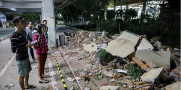 Σεισμός Ινδονησία: Τουλάχιστον 19 νεκροί και 52 τραυματίες