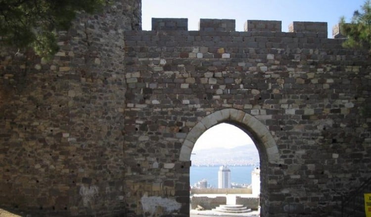 Η Σμύρνη συνδέεται αεροπορικά με τη Λέσβο!