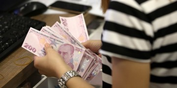 (Φωτ.: EPA / Tolga Bozoglu)