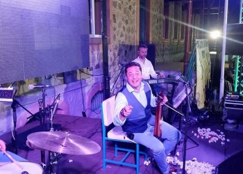 Τα ποντιακά γλέντια στο Ριζό Σκύδρας κρατάνε μέχρι το πρωί (βίντεο)