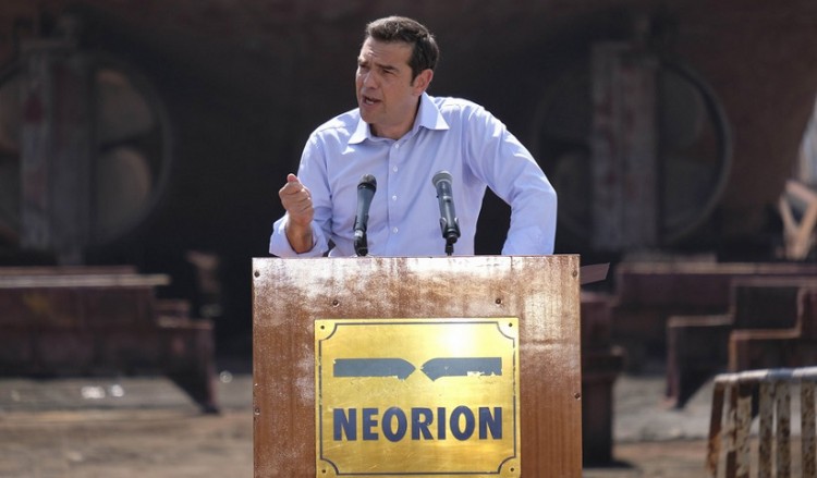 Μήνυμα Τσίπρα «στους ανθρώπους της δουλειάς και του μόχθου» από το Νεώριο της Σύρου
