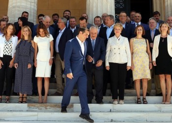Ο Τσίπρας, οι υποσχέσεις για ελαφρύνσεις και το μήνυμα προς τους υπουργούς