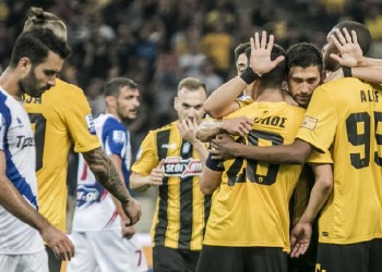 Super League: Άνετα η ΑΕΚ 4-0 τον Πανιώνιο