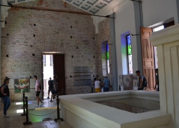 Ο Οικουμενικός Πατριάρχης εγκαινιάζει το «Αγίασμα» της Παναγίας της Φανερωμένης στο Αϊβαλί