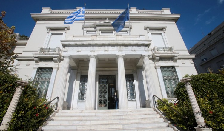 Ποινική δίωξη στις γυναίκες που βανδάλιζαν εκθέματα στα μουσεία