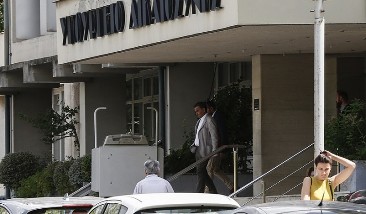 Εργασιακά, αποκρατικοποιήσεις και κόκκινα δάνεια στη συνάντηση με τους θεσμούς