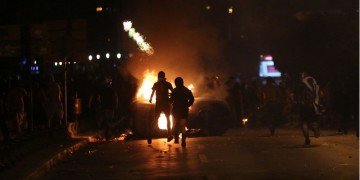 Θεσσαλονίκη: Διαδηλωτής απείλησε φωτορεπόρτερ με όπλο