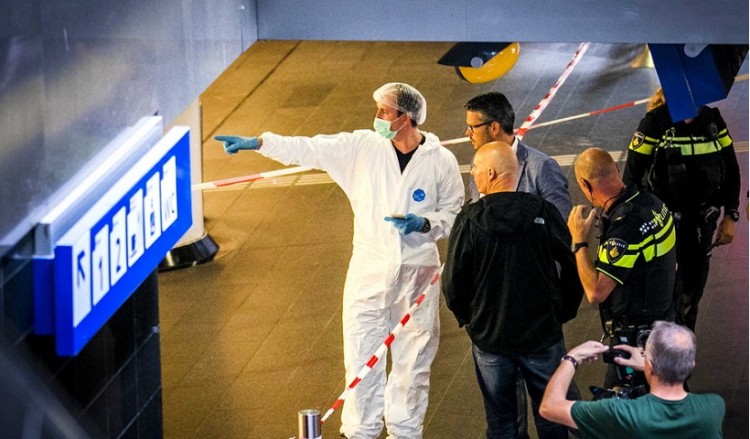 Τρομοκρατική χαρακτηρίζουν οι Αρχές την επίθεση στο Άμστερνταμ