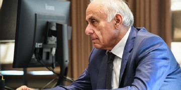 Σκοτώθηκε σε τροχαίο ο πρωθυπουργός της Αμπχαζίας