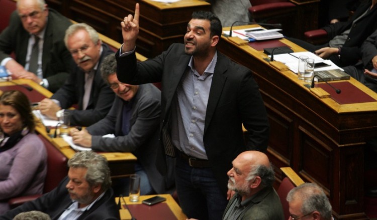 Πέντε συλλήψεις για τον ξυλοδαρμό του Πέτρου Κωνσταντινέα