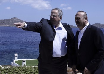 Συνάντηση Τσαβούσογλου-Κοτζιά αύριο στη Σμύρνη