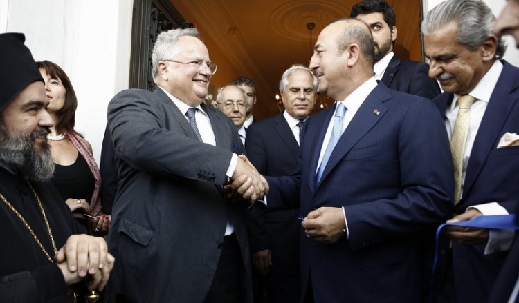 Τσαβούσογλου και Κοτζιάς στη Σμύρνη στη σκιά των 8 Τούρκων αξιωματικών