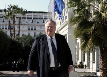 Τι είναι τα μυστικά κονδύλια των υπουργείων που οδήγησαν στην παραίτηση Κοτζιά