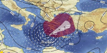 Μεσογειακός κυκλώνας: Ετοιμάζεται να χτυπήσει με δυνατούς ανέμους και καταιγίδες
