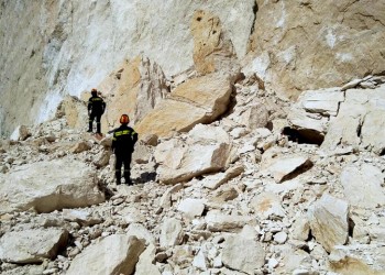Απαγόρευση προσέγγισης επικίνδυνων σημείων στην παραλία Ναυάγιο στη Ζάκυνθο