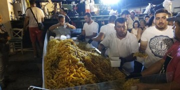 Νέο παγκόσμιο ρεκόρ τηγανιτής πατάτας στη Νάξο