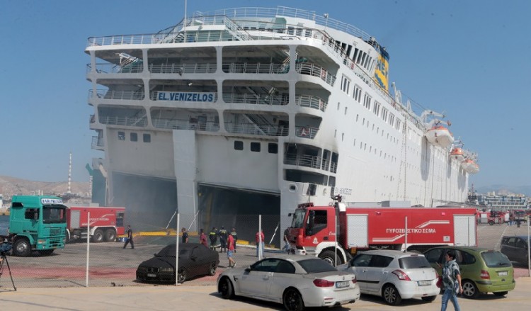 Έσβησε η φωτιά στο πλοίο «Ελευθέριος Βενιζέλος»