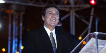 Ο Τόλης Βοσκόπουλος την Τρίτη στο Ηρώδειο, στη βραδιά της ζωής του!