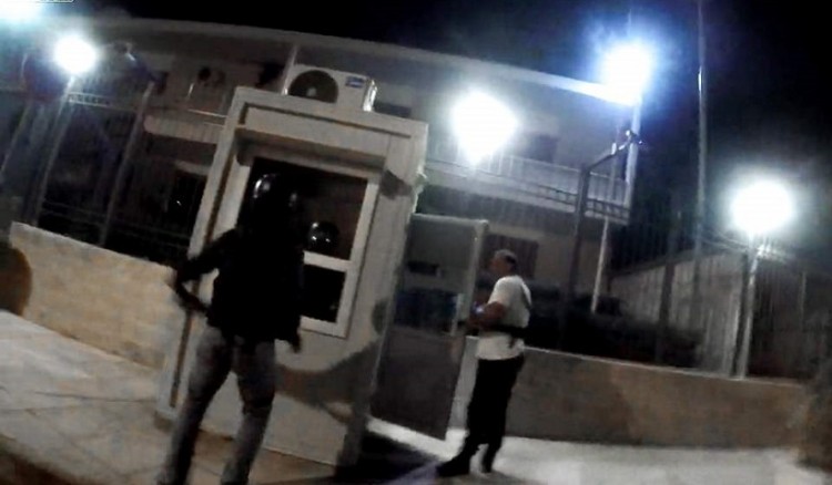 Δυσμενής μετάθεση για τον διοικητή του ΑΤ Ψυχικού λόγω Ρουβίκωνα