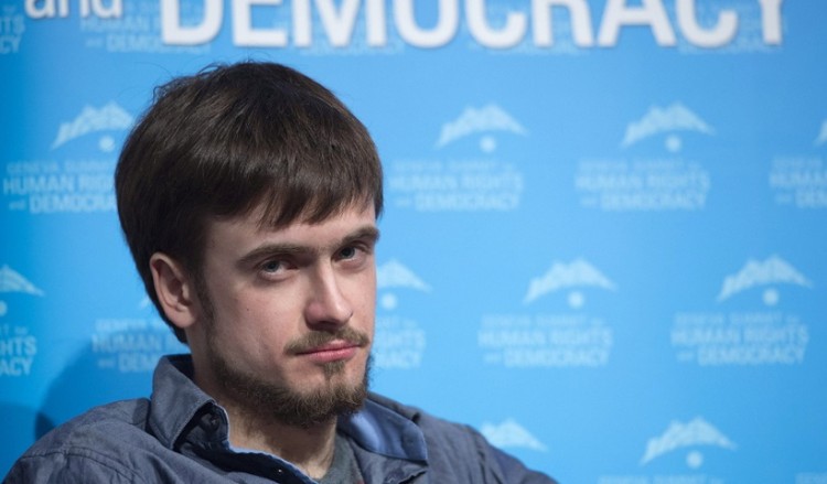 Σε νοσοκομείο του Βερολίνου ο ακτιβιστής των Pussy Riot Πιοτρ Βερζίλοφ