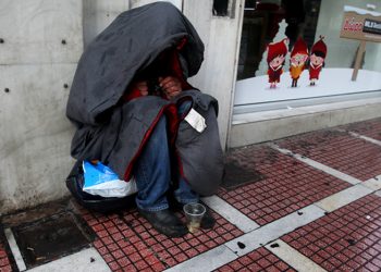 Ο Σύλλογος Ποντίων Φοιτητών Θεσσαλονίκης στο πλευρό των αστέγων της πόλης