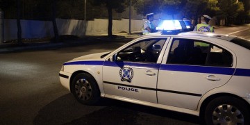 Τούμπα: Συλλήψεις και πρόστιμα για πάρτι σε διαμέρισμα
