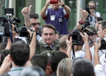 Βραζιλία: Προβάδισμα 13,6 μονάδων για τον ακροδεξιό Μπολσονάρου