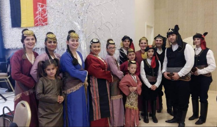 Ο Σύλλογος Ποντίων Βρυξελλών και άλλοι πολιτιστικοί σύλλογοι κρατούν ζωντανή την ελληνική γλώσσα
