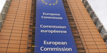 ΕΕ-ESM: Η Ελλάδα άξιζε τη δόση των 767 εκατ. ευρώ γιατί έχει κάνει πρόοδο