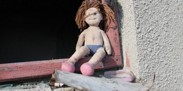 Ένα στα επτά παιδιά ζουν στη φτώχεια στις πλουσιότερες χώρες – Τι γίνεται στην Ελλάδα