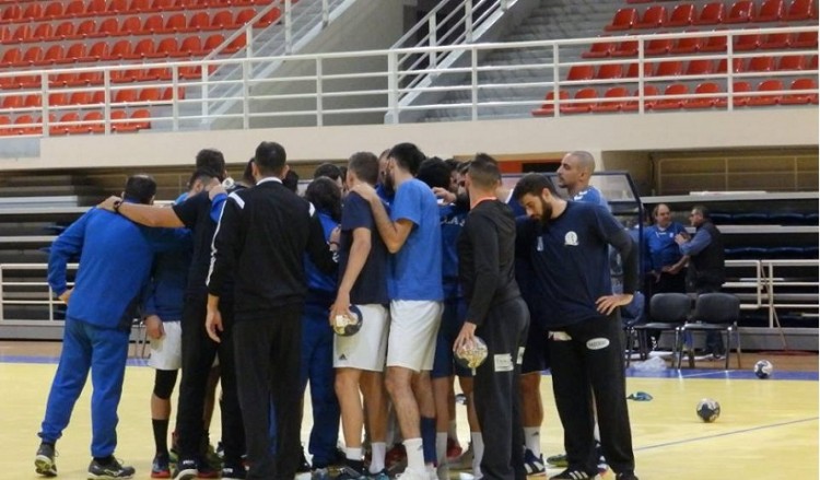 Με προσκλήσεις ο αγώνας χάντμπολ Ελλάδας-ΠΓΔΜ – Δρακόντεια μέτρα ασφαλείας στην Κοζάνη