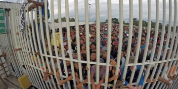 Μεξικό: Χιλιάδες μετανάστες εγκλωβισμένοι στα σύνορα με τη Γουατεμάλα