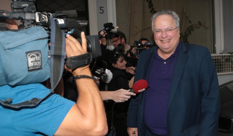 Κοτζιάς: Κάναμε μια συμφωνία με την πΓΔΜ και έγινα εγώ πρώην υπουργός
