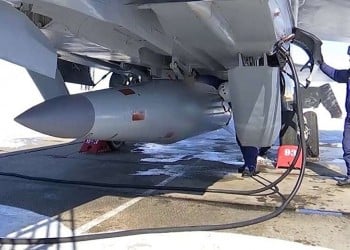 Αναφορές για ρωσικό αντιδορυφορικό όπλο που εκτοξεύεται από μαχητικό αεροσκάφος