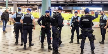 Ολλανδία: F-16 συνόδευσαν Airbus μέχρι την προσγείωση μετά από συμπλοκή επιβάτη με το πλήρωμα