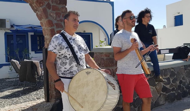 Ποντιακοί χοροί στον 4ο Παγκόσμιο Αγώνα Santorini Experience (βίντεο)