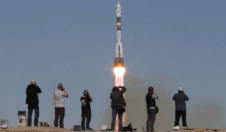 Αναστέλλονται οι εκτοξεύσεις των Soyuz – Πού οφείλεται η βλάβη (βίντεο)
